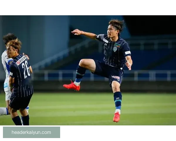 雷吉纳在新赛季中的战术调整展现出明显的竞争力增强趋势